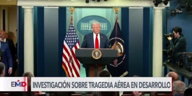 Autoridades expanden investigación sobre tragedia aérea en Washington