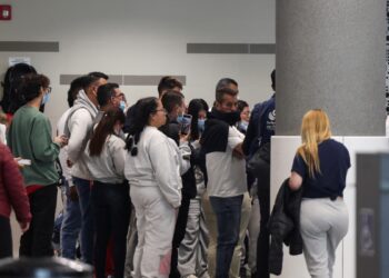 En Fotos | Llega a Colombia avión con ciudadanos deportados de EEUU
