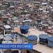 La favela más poblada de Río de Janeiro muestra a turistas su día a día