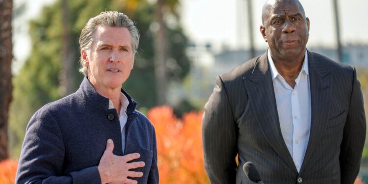 Nueva iniciativa del sector privado para ayudar a las víctimas de los incendios de California