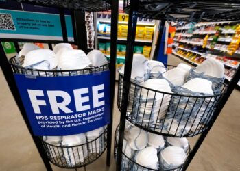 Estados de EEUU estudian exenciones para vacunas que antes eran obligatorias