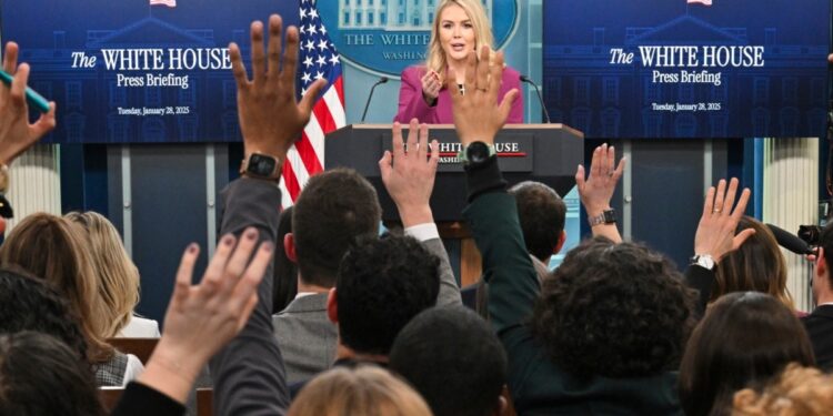 Avance Informativo 4:00 PM | 01/ 28/ 2025