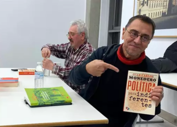 Venezolanos piden a universidad de Madrid expulsión de Monedero tras dictar charla de DDHH en el Helicoide