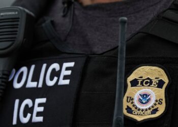 Agentes allanan lugar de trabajo en Nueva Jersey mientras Trump intensifica políticas contra la inmigración irregular