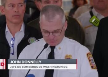 64 civiles y 3 militares son las víctimas del accidente aéreo en Washington D.C.