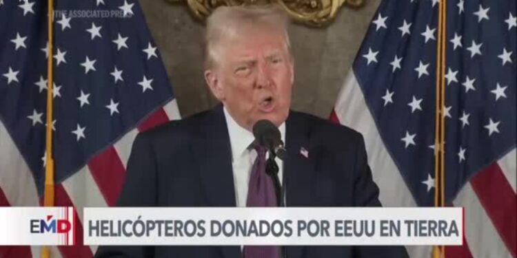 Policía colombiana mantiene en tierra helicópteros donados por EEUU