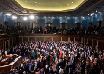 La cámara baja de EEUU aprueba ley detención de inmigrantes indocumentados que hayan cometido delitos