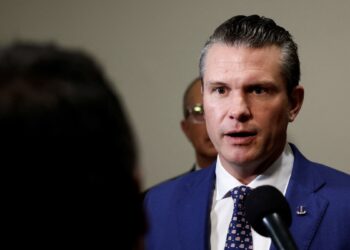 Dos nominados del presidente Trump a cargos clave en su gabinete fueron confirmados y posesionados el fin de semana