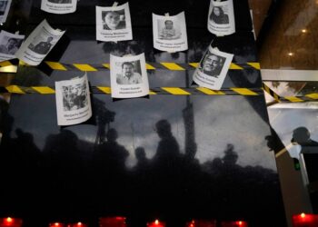 Asesinan a balazos a periodista mexicano bajo protección federal