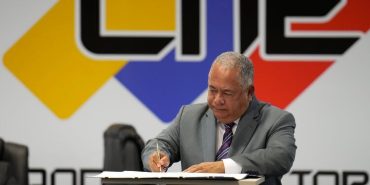 CNE convoca elecciones parlamentarias y de gobernadores. Y más.