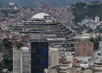 Los filósofos del Helicoide