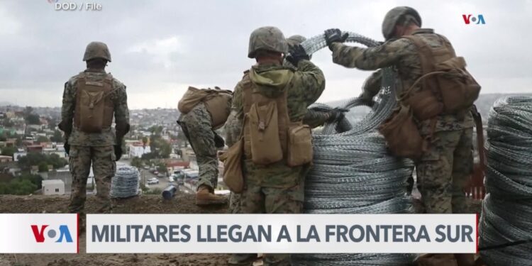 Soldados estadounidenses llegan a la frontera sur de EEUU