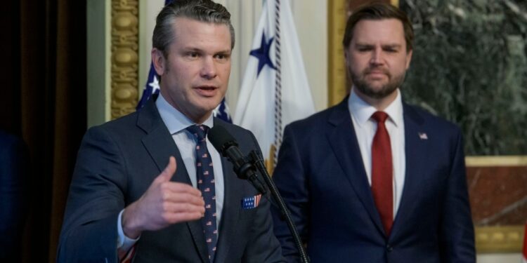 Hegseth asume como jefe del Pentágono: posibles cambios a la vista