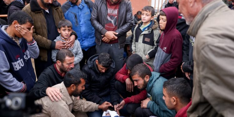 A poco de comenzar el alto al fuego en la Franja de Gaza, Israel llevó a cabo una operación militar en otro enclave palestino: Cisjordania