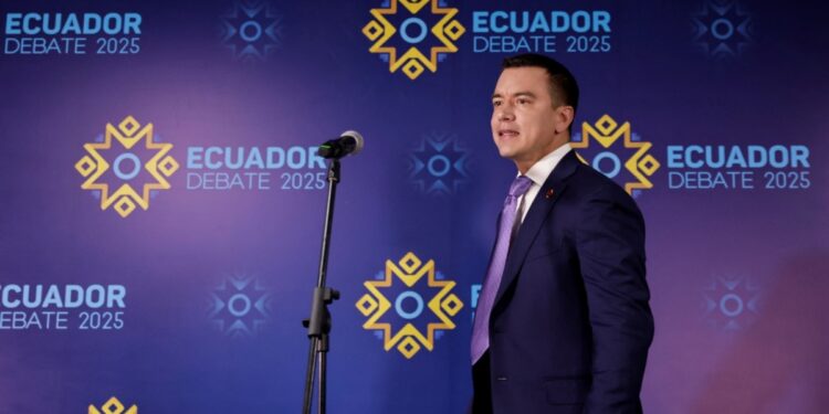 Encuestas en Ecuador reflejan probable victoria de Noboa, pero tras segunda vuelta presidencial