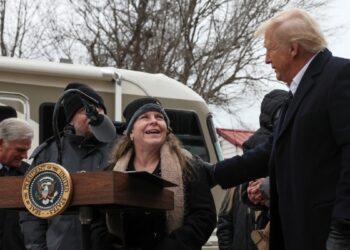 Avance Informativo 2: 00 PM | VoA 01/24/2025.mp3