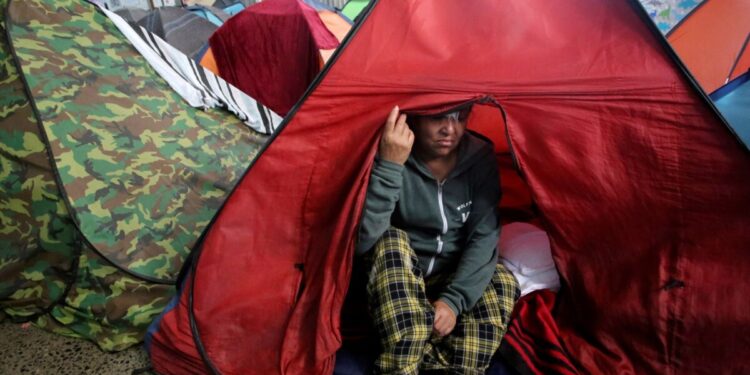 México construye refugios temporales preparándose para deportaciones masivas desde EEUU