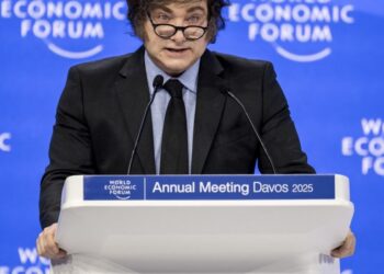 ideología woke es el cáncer que hay que extirpar