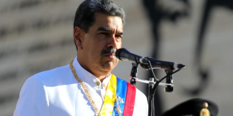 ¿Qué hay detrás de la invitación al debate sobre la reforma constitucional de Maduro?