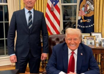 CNN: Enviado especial de Trump se reuniría este 31Ene con Maduro, de esto hablarían