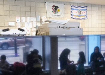 Gobierno de Trump demanda a Chicago en nueva ofensiva contra ciudades santuario