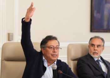 El presidente de Colombia, Gustavo Petro, enfrenta una crisis política dentro de su gobierno