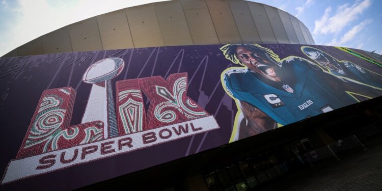 FBI anuncia operación contra banda de sudamericanos que roba casas de deportistas de EEUU