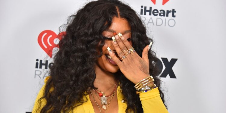 SZA y Lamar en el show del medio tiempo