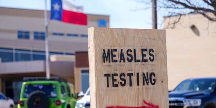 Aumentan a 146 los casos de sarampión en Texas