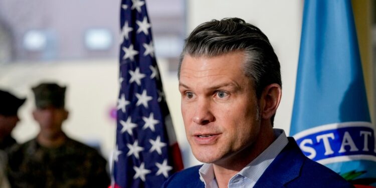 El Ejército de EEUU no está «abandonando» a sus aliados, afirma el secretario de Defensa