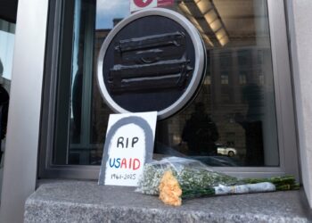 EE.UU: Empresas demandan al gobierno por millones de dólares en facturas no pagadas