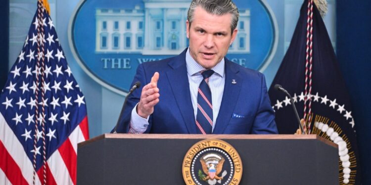 Secretario de Defensa Hegseth visitará la frontera sur de EEUU en su primer viaje