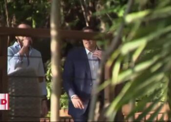 El Salvador ofrece encarcelar delincuentes deportados por EEUU