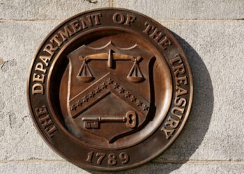 EEUU impone sanciones a red que facilita el envío de petróleo iraní a China