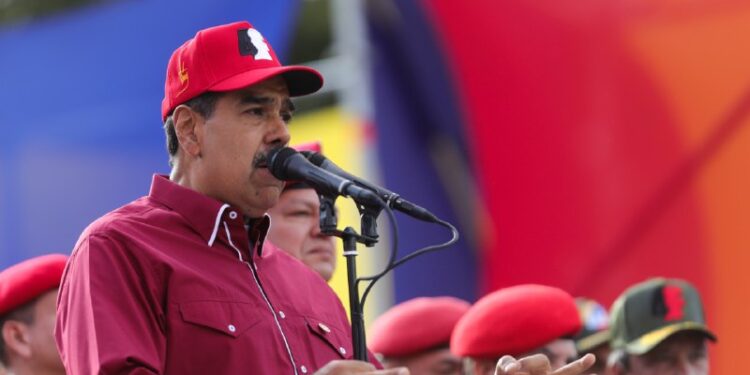 Maduro acusó a la oposición de usar $1.000 millones para «coyuntura del 28J»