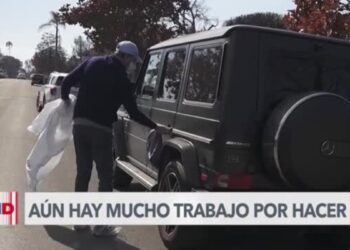 Continúan las necesidades en las zonas devastadas por los incendios en California