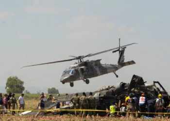 México traslada a EEUU al capo Caro Quintero, dos líderes de Los Zetas y otros 26 presos