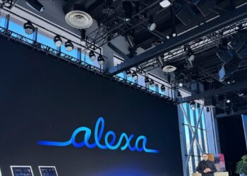 La nueva Alexa de Amazon, impulsada por IA, promete ser tu «mejor amiga en un mundo digital»