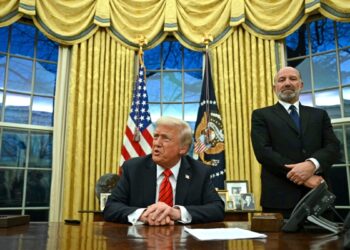 Gobierno y empresarios peruanos evalúan el impacto de los nuevos aranceles recíprocos de EEUU y China