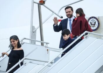 Cumbre de IA en París reúne a líderes mundiales y titanes tecnológicos