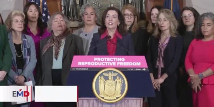 Nueva York y Luisiana adoptan leyes contradictorias sobre el aborto
