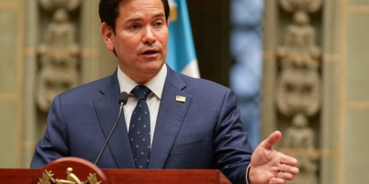 Funcionarios de EEUU aclaran que Trump sólo quiere desplazar temporalmente a los palestinos de Gaza