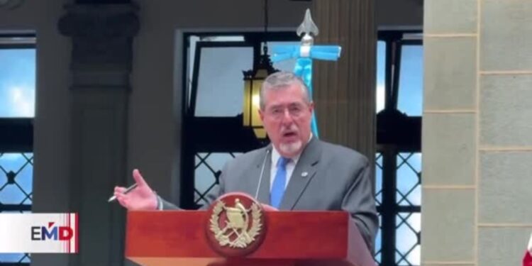 Guatemala aceptará inmigrantes de cualquier nacionalidad deportados por EEUU