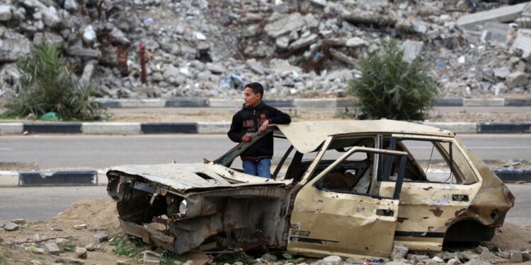 Trump ve la toma de Gaza por parte de EEUU como una “transacción inmobiliaria”