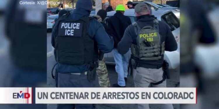 Autoridades arrestan a más de 100 presuntos integrantes del Tren de Aragua en Colorado