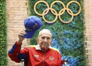 Pionero Olímpico Venezolano Julio César León Celebra su Cumpleaños número 100