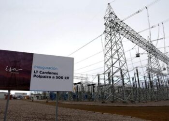 Compañía eléctrica chilena atribuye el apagón a una «activación indeseada» de sus sistemas de protección