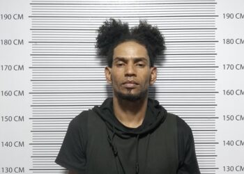 Explotación infantil en Caracas: Detenido por obligar a menores a limpiar vidrios bajo amenazas