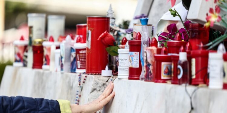 El papa Francisco ha dormido bien y su estado mejora, según el Vaticano