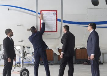 Venezuela dice que tomará acciones para exigir que EEUU devuelva avión confiscado